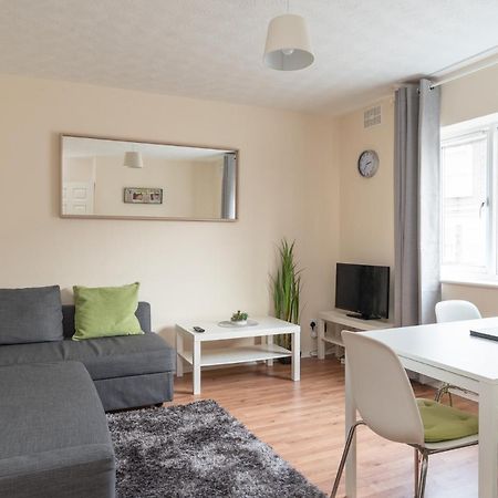 Luxury Central Link Luton/London/M1/Airport/Station/Long Stay Luton  Buitenkant foto