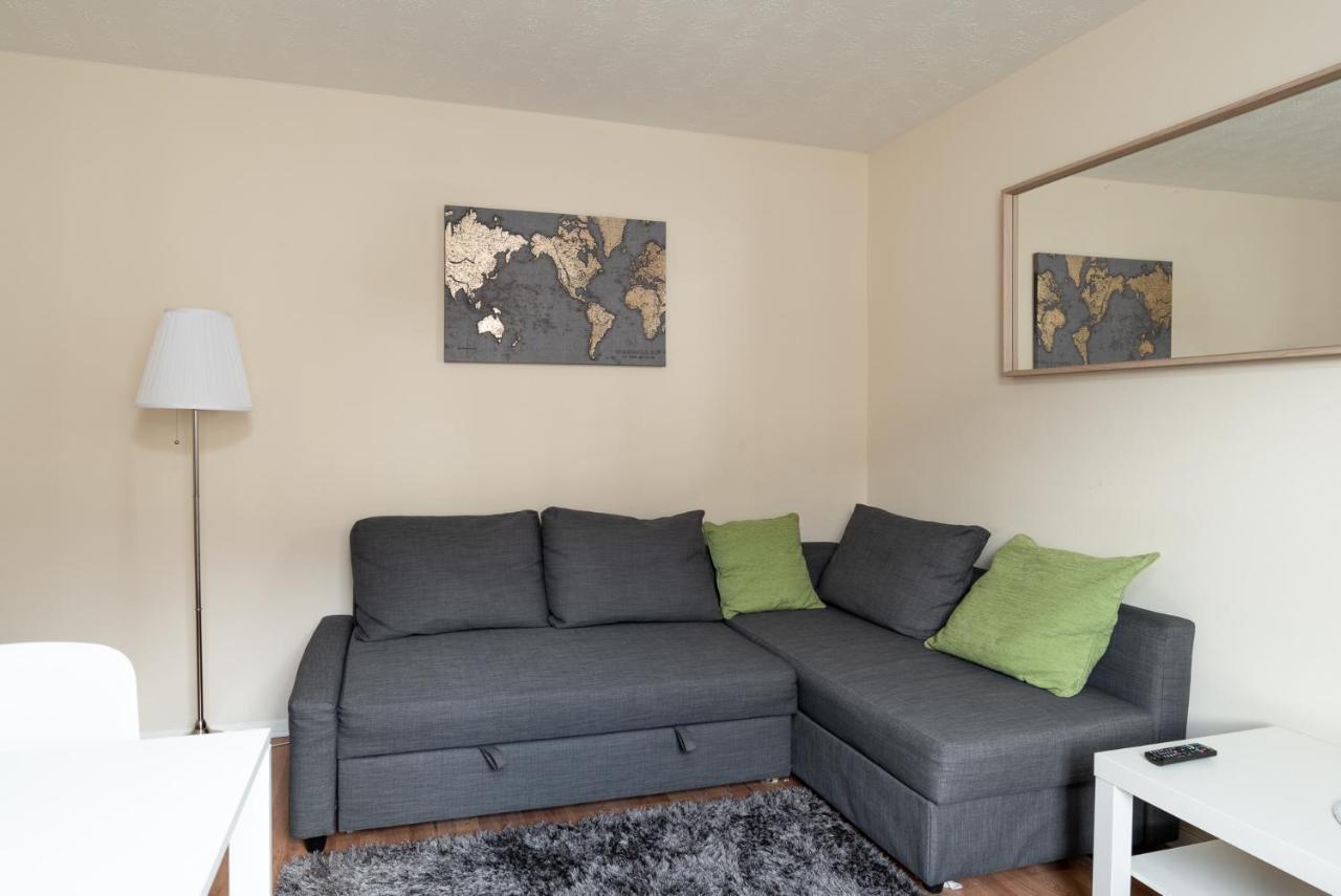 Luxury Central Link Luton/London/M1/Airport/Station/Long Stay Luton  Buitenkant foto