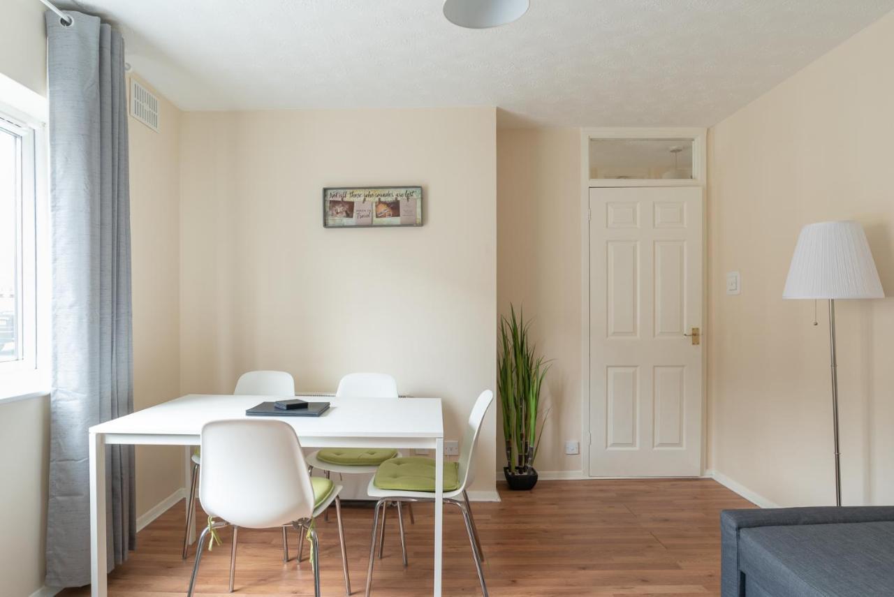 Luxury Central Link Luton/London/M1/Airport/Station/Long Stay Luton  Buitenkant foto